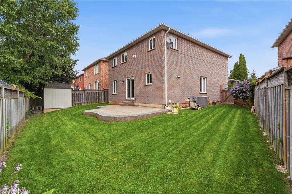 34 Keewaydin Street Property Photo 49