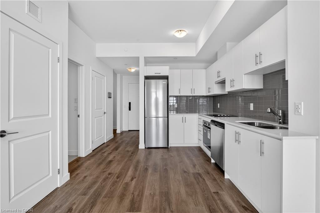 606-461 Green Road Property Photo 9
