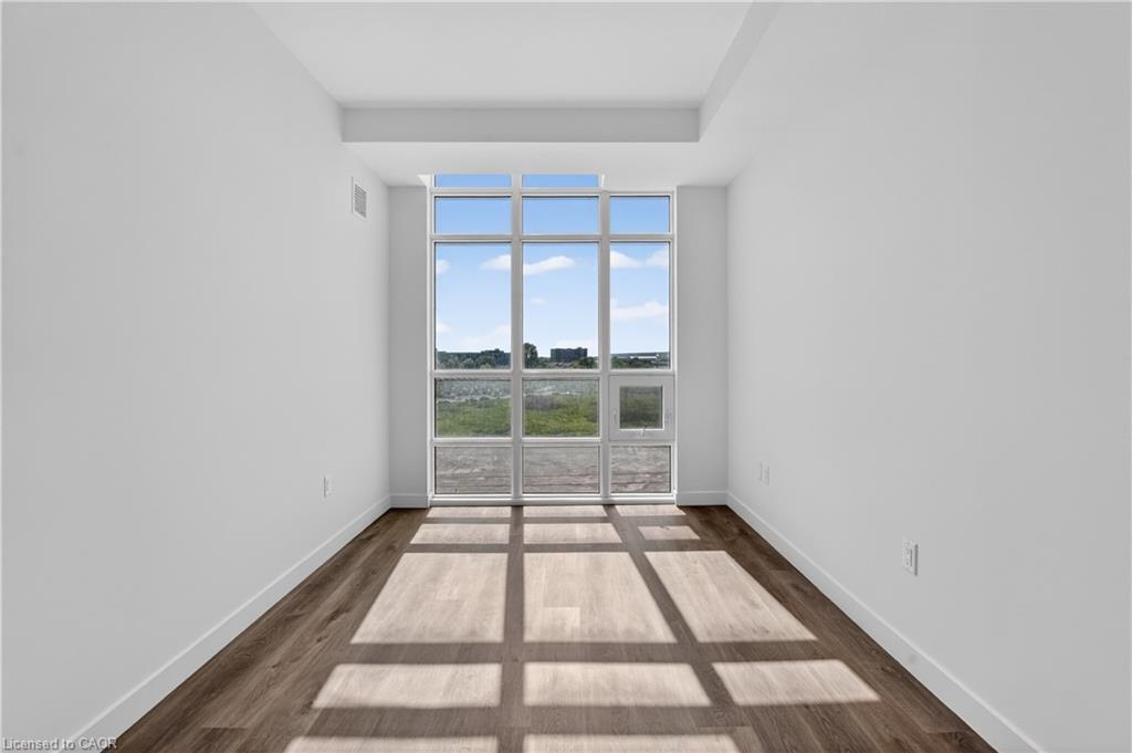606-461 Green Road Property Photo 22
