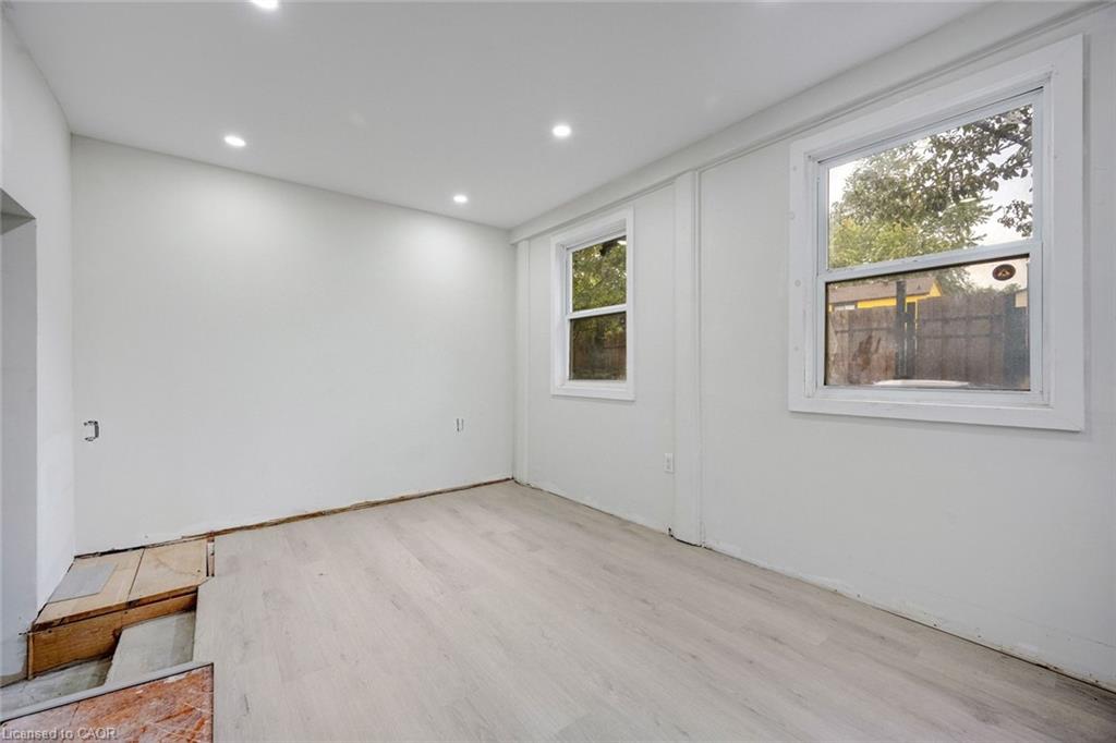 13 Holmstead Court Property Photo 10
