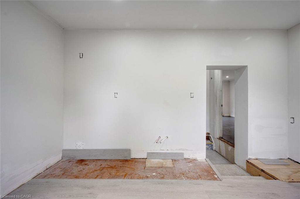 13 Holmstead Court Property Photo 11