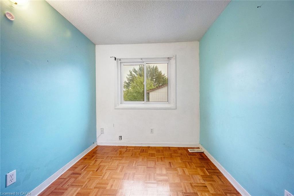 13 Holmstead Court Property Photo 15