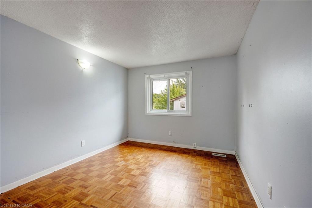 13 Holmstead Court Property Photo 16