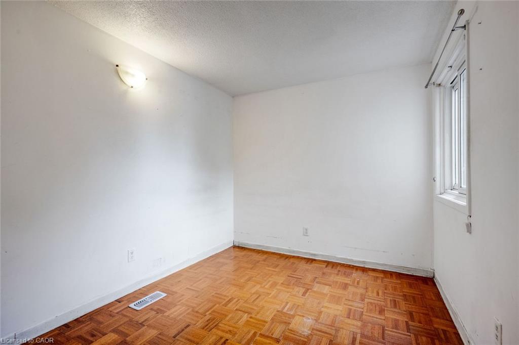 13 Holmstead Court Property Photo 26
