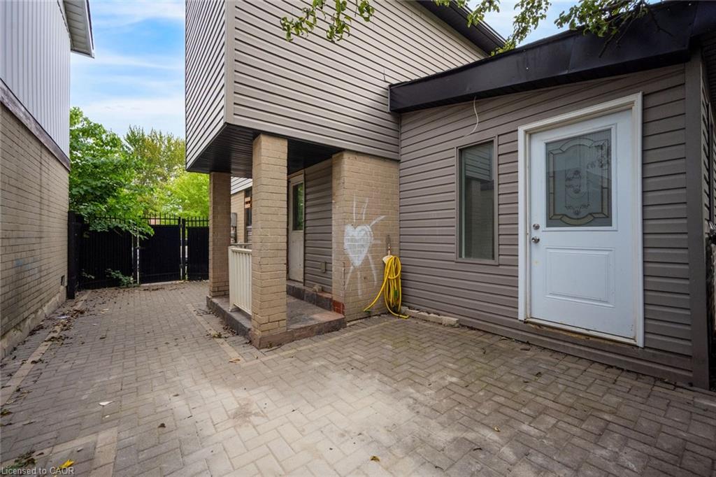 13 Holmstead Court Property Photo 36