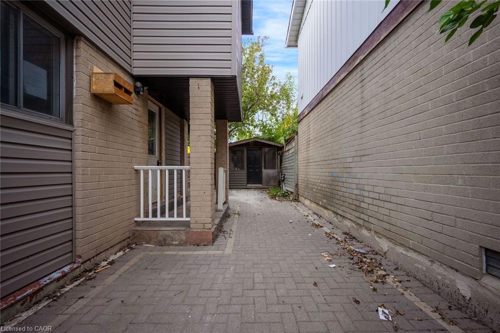 13 Holmstead Court Property Photo 37