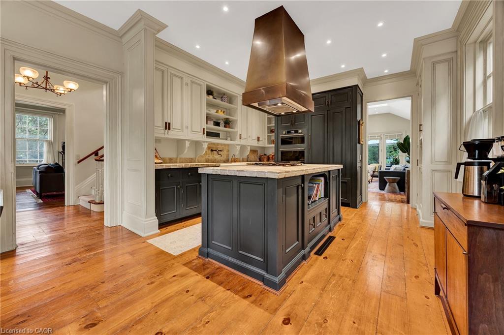30 Moir Street Property Photo 8