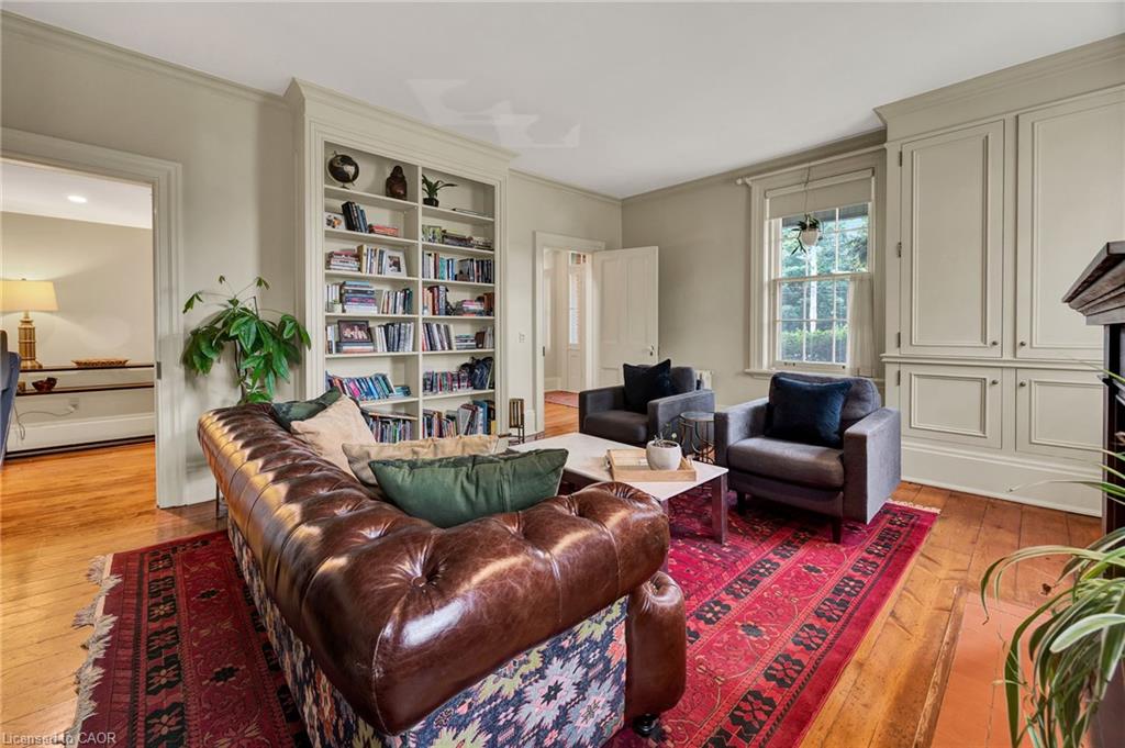 30 Moir Street Property Photo 13