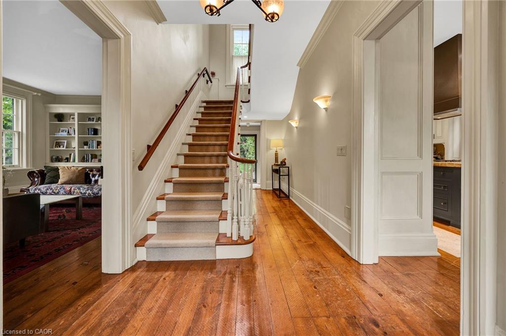 30 Moir Street Property Photo 14