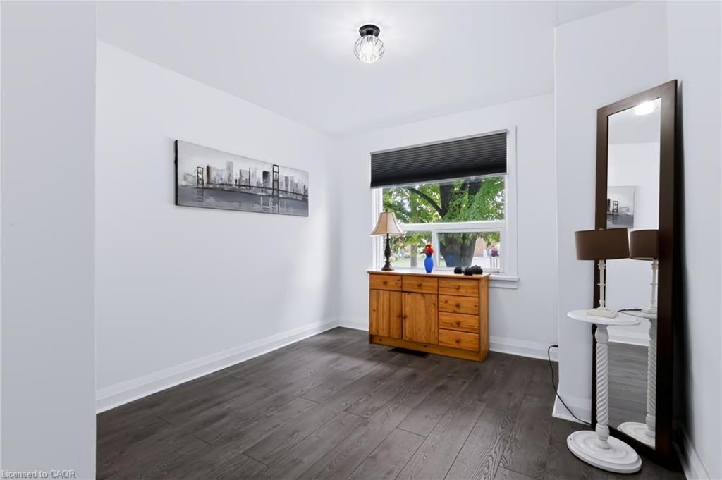 703 Brighton Avenue Property Photo 10