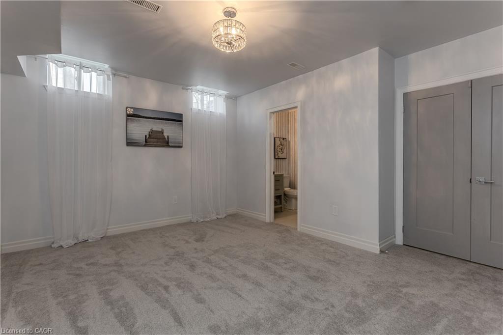 72 Pond View Gate Property Photo 31