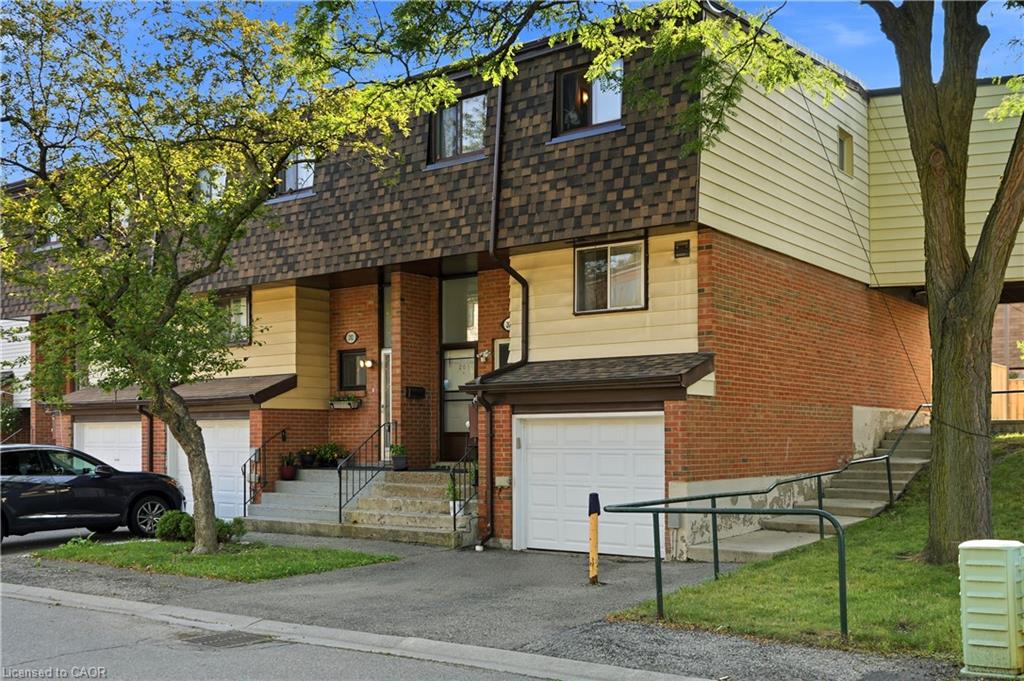 201-180 Mississauga Valley Boulevard Property Photo 1