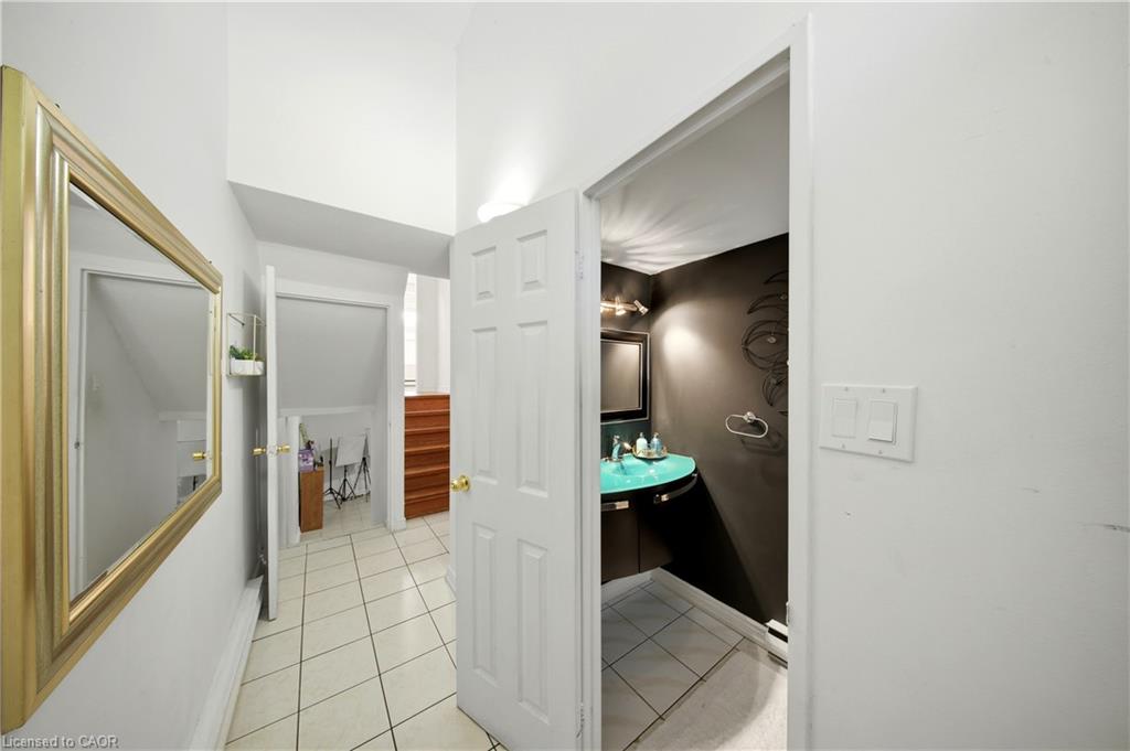 201-180 Mississauga Valley Boulevard Property Photo 6