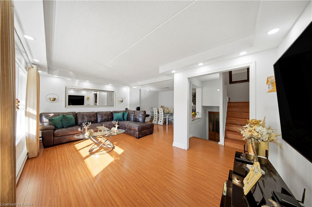 201-180 Mississauga Valley Boulevard Property Photo 10
