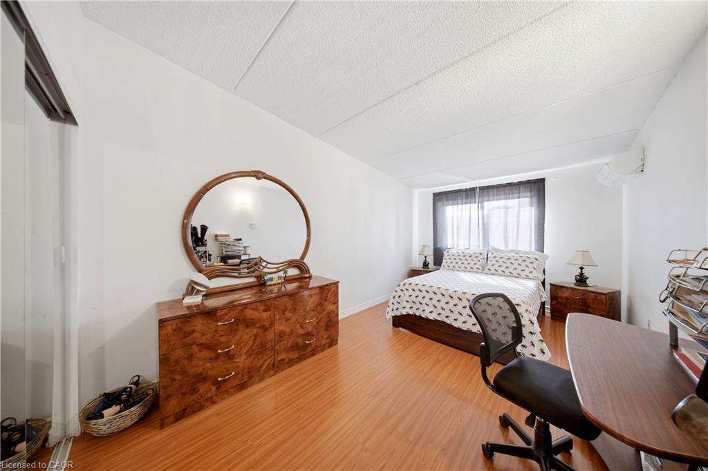 201-180 Mississauga Valley Boulevard Property Photo 25