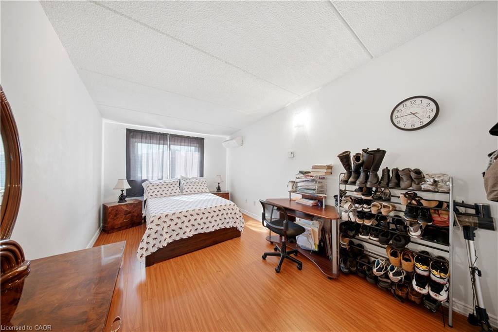 201-180 Mississauga Valley Boulevard Property Photo 26