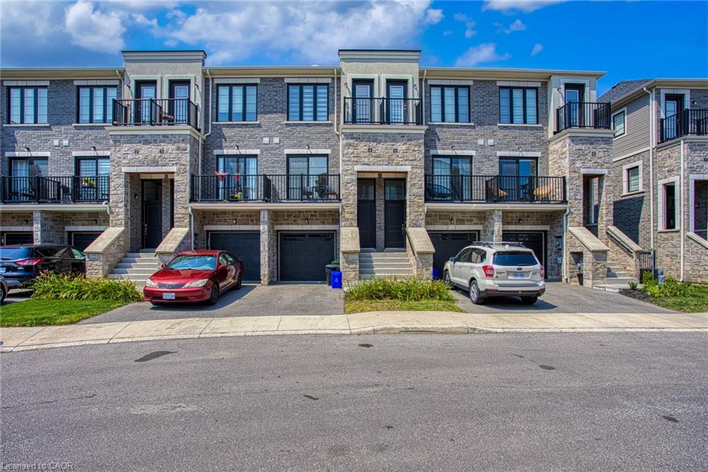 4-383 Dundas Street E Property Photo 2