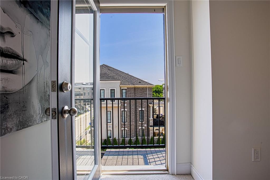 4-383 Dundas Street E Property Photo 17