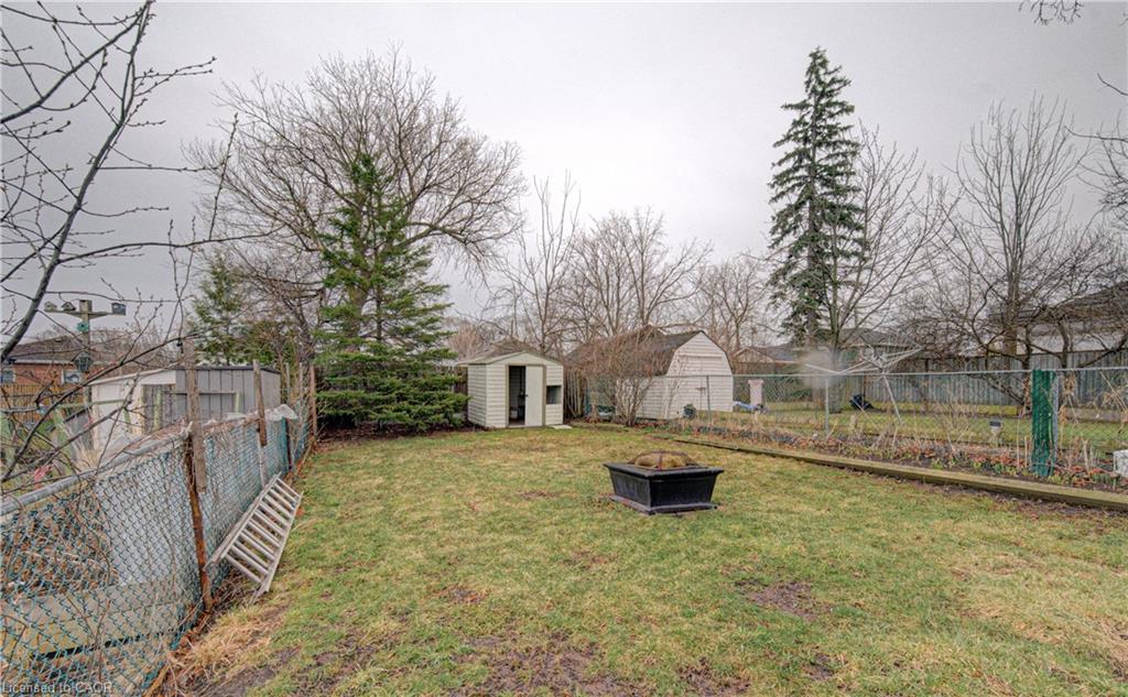 227 East 23rd Street Property Photo 31