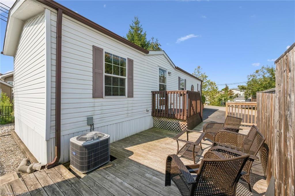 21 Trillium Beach Dr Drive Property Photo 5