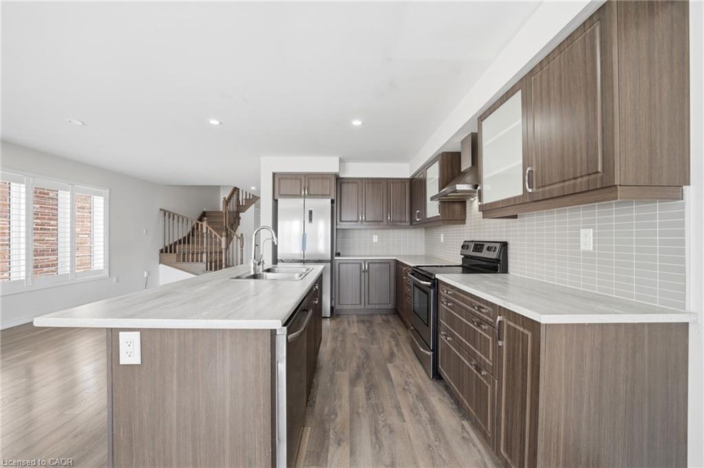 162 Golden Springs Drive Property Photo 11