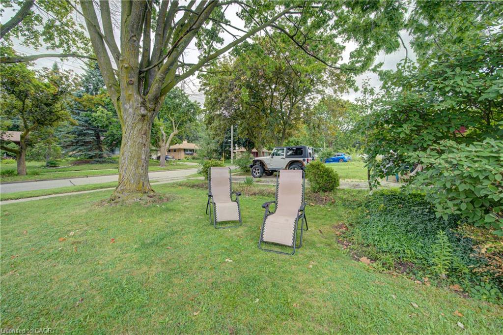 189 Gatewood Road Property Photo 6