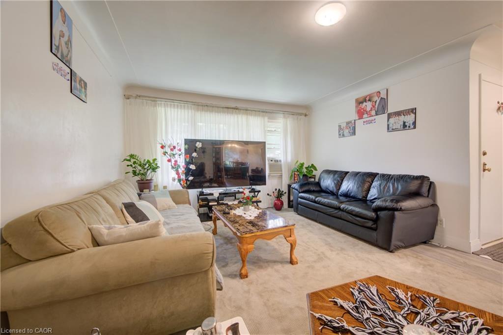 189 Gatewood Road Property Photo 11