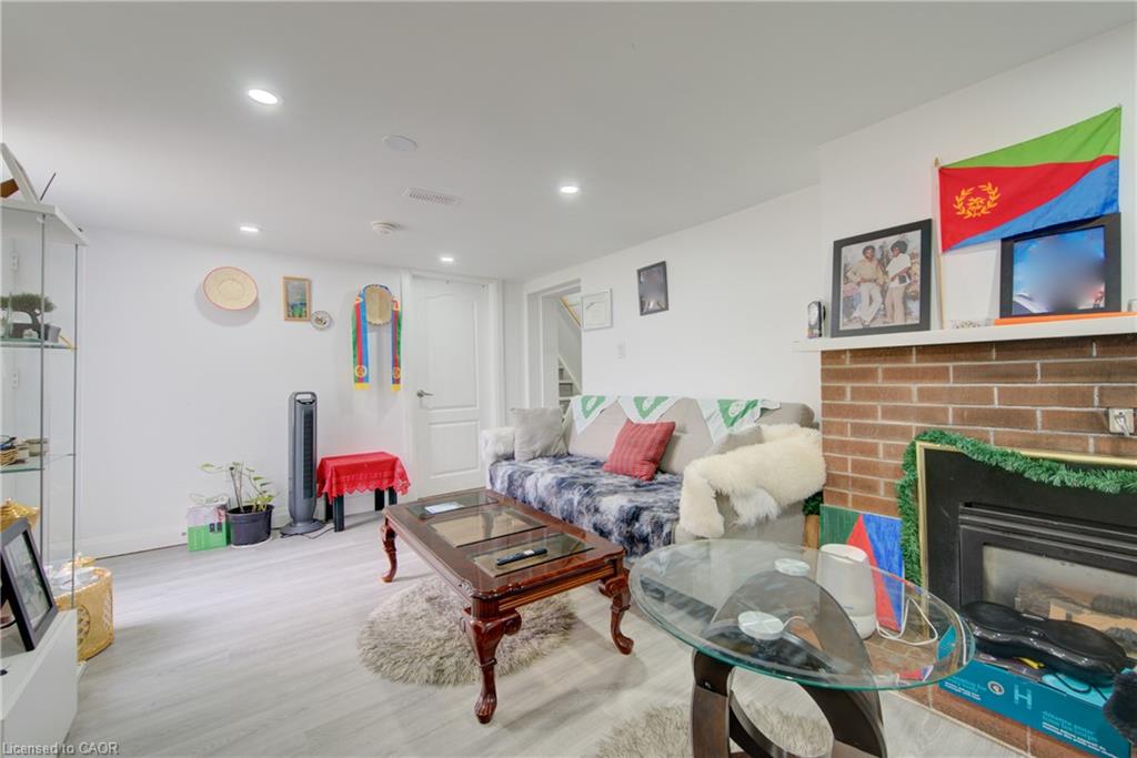 189 Gatewood Road Property Photo 35