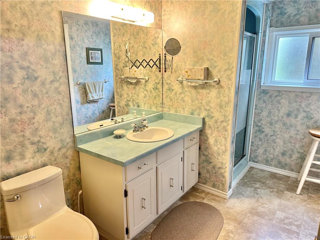 44 Douglas Avenue Property Photo 29
