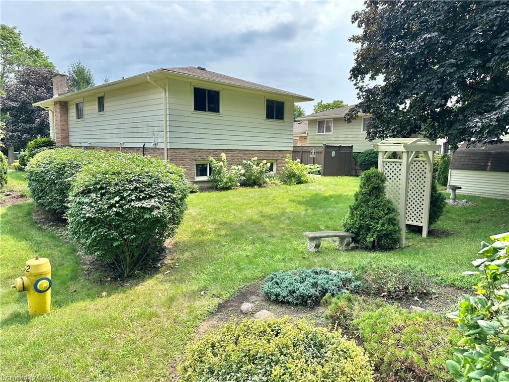 44 Douglas Avenue Property Photo 34