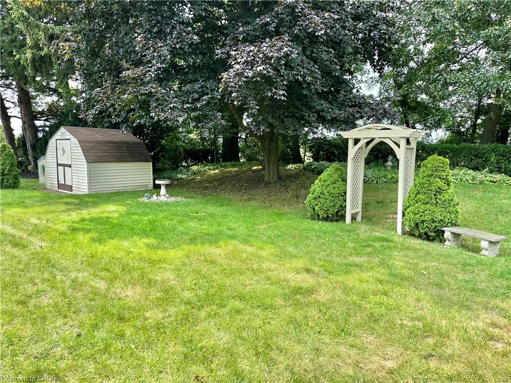 44 Douglas Avenue Property Photo 39