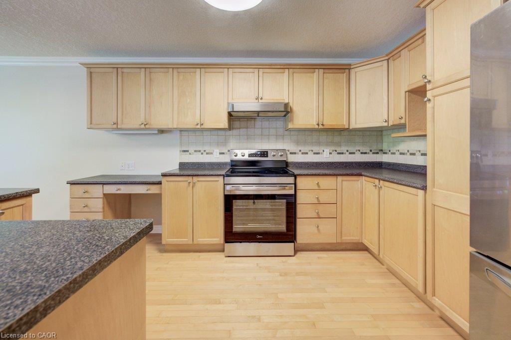 670 Salzburg Drive Property Photo 12