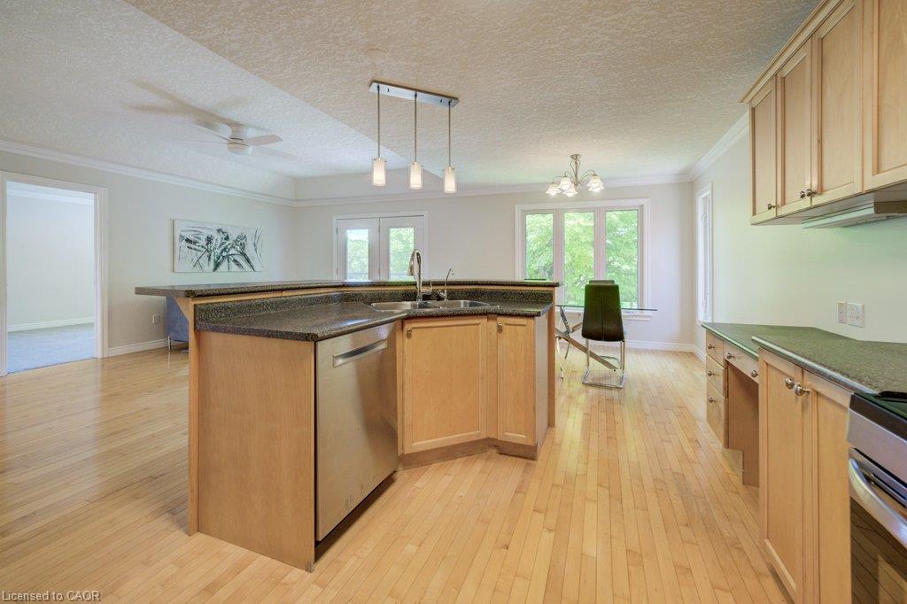 670 Salzburg Drive Property Photo 13