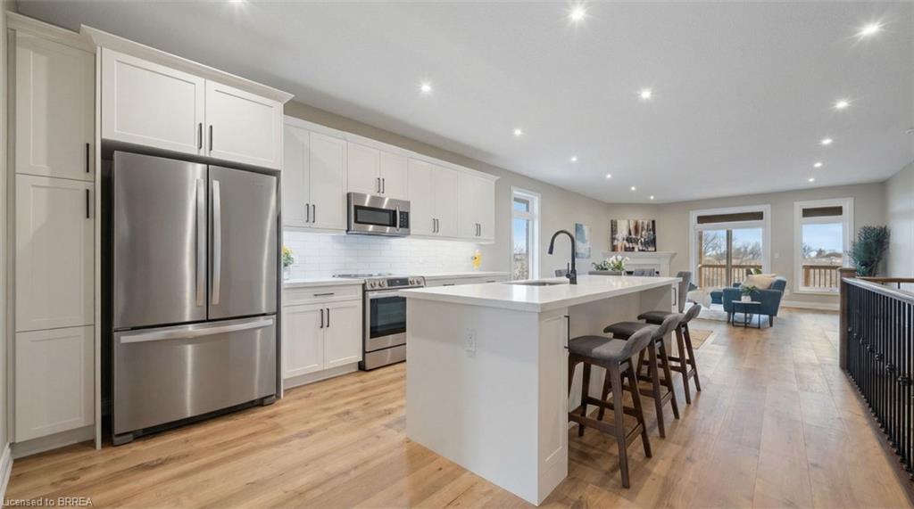 147 Craddock Boulevard Property Photo 3
