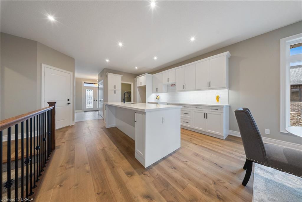 147 Craddock Boulevard Property Photo 8