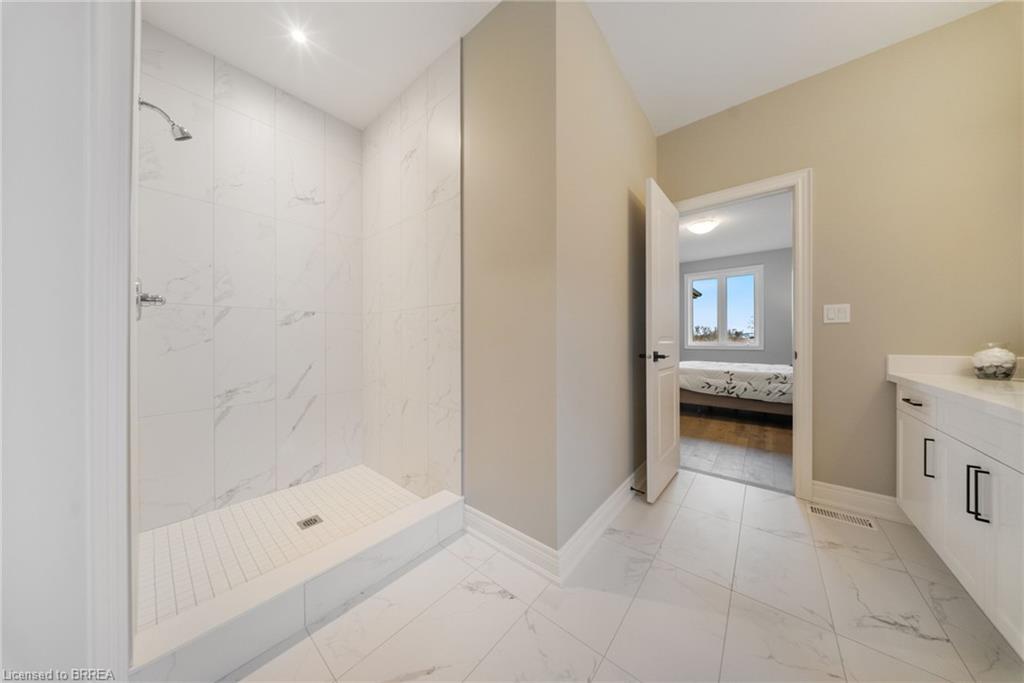 147 Craddock Boulevard Property Photo 12