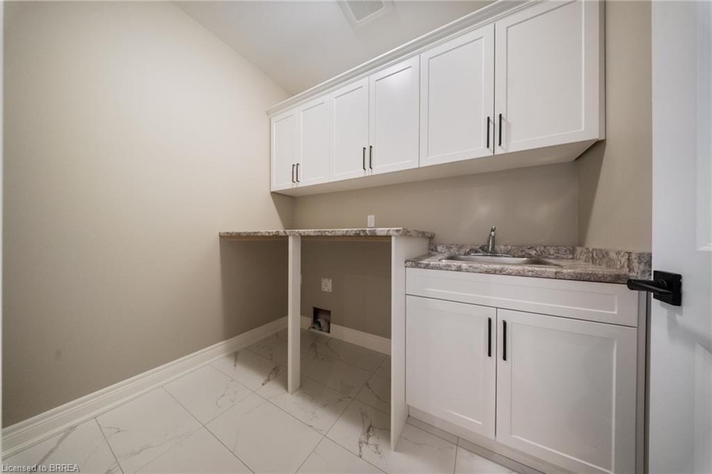147 Craddock Boulevard Property Photo 13