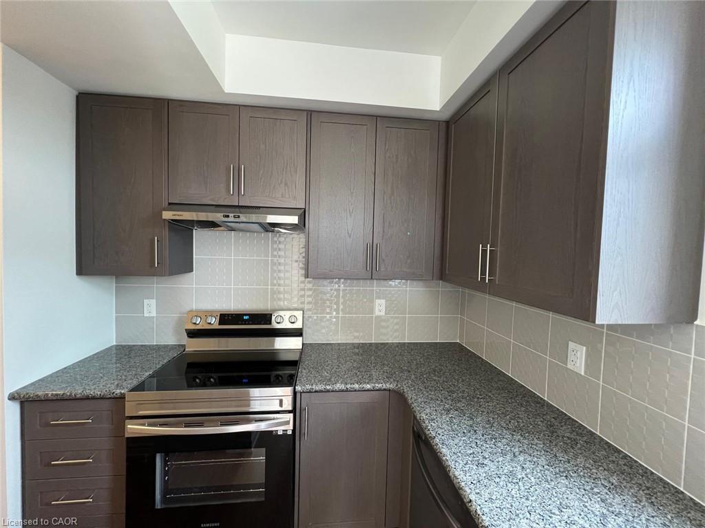 32-10 Halliford Place Property Photo 2