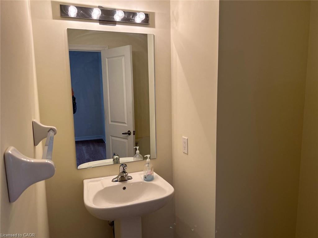 32-10 Halliford Place Property Photo 16