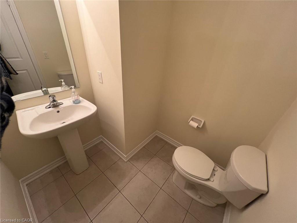 32-10 Halliford Place Property Photo 17