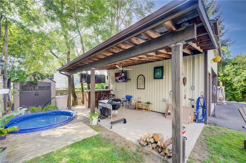 124 Queensway Drive Property Photo 33