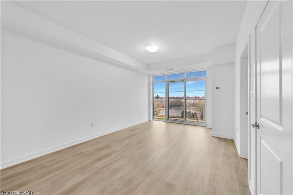 404-470 Dundas Street E Property Photo 1