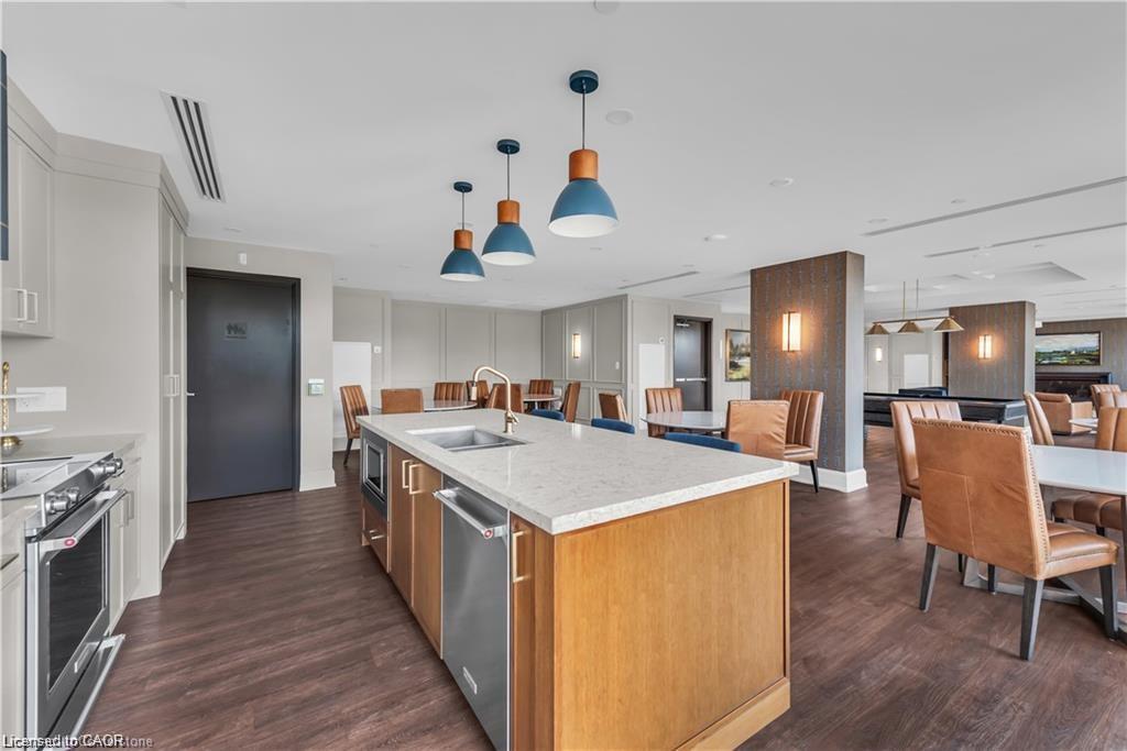 404-470 Dundas Street E Property Photo 28