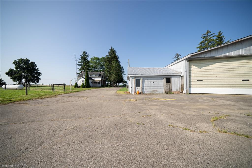 413 Ellis Avenue Property Photo 13