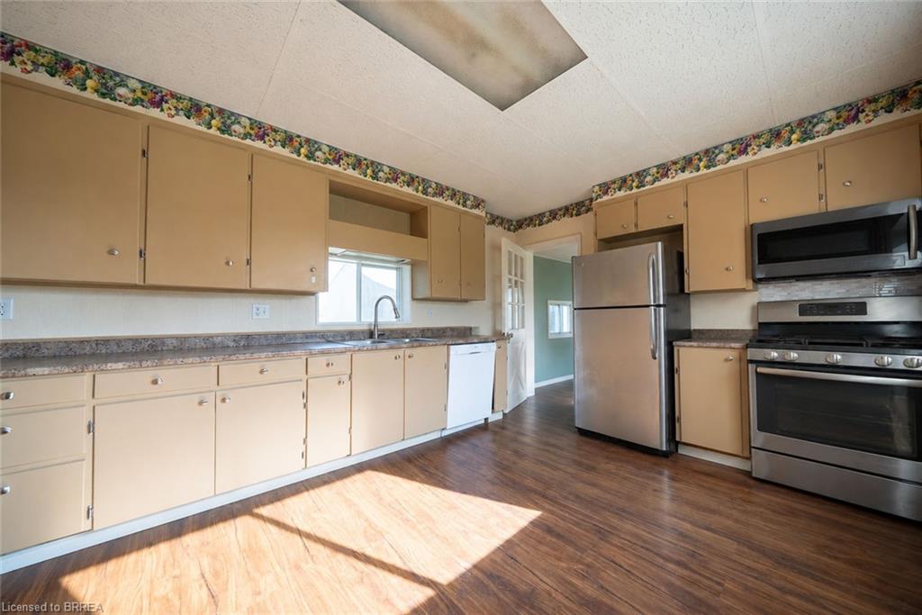 413 Ellis Avenue Property Photo 31