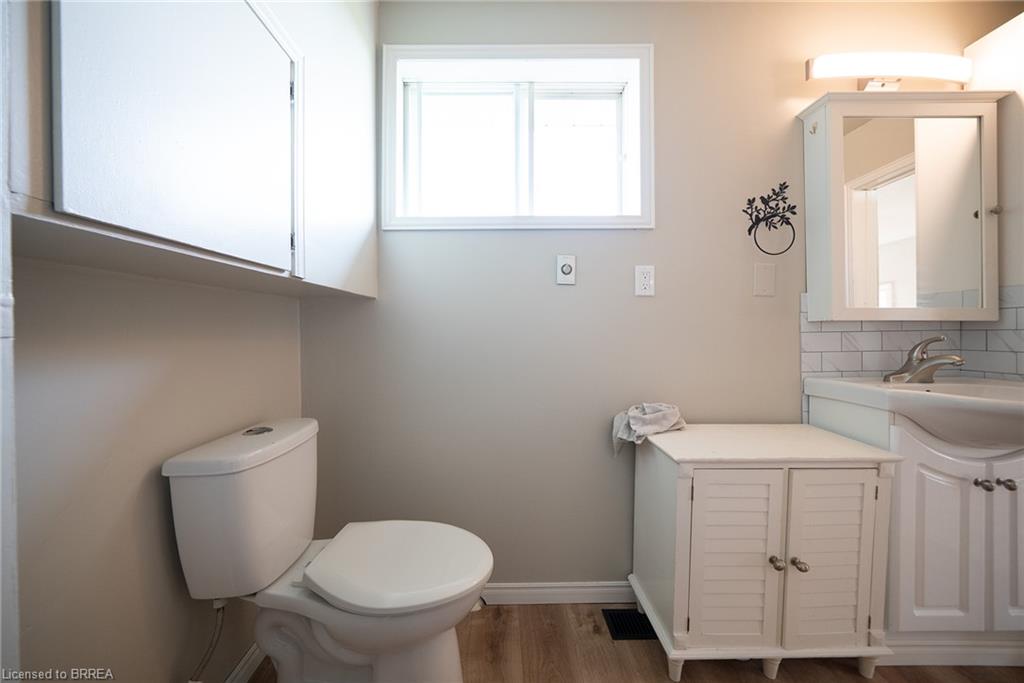 413 Ellis Avenue Property Photo 36