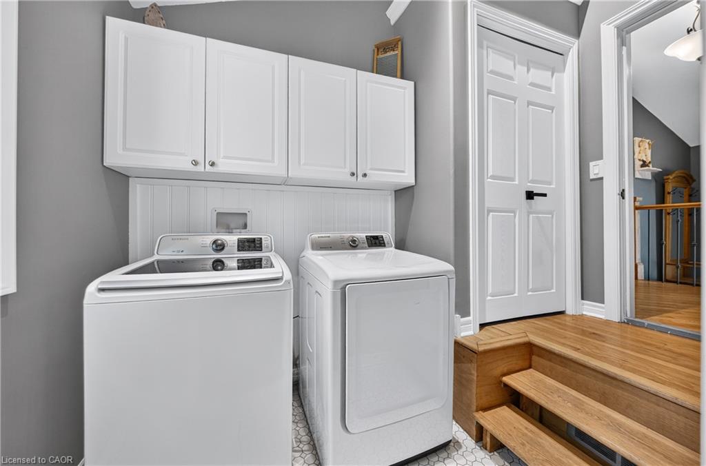 4905 Mapleview Crescent Property Photo 36