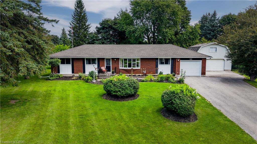 44 Oakwood Drive Property Photo 1
