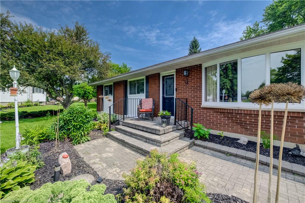 44 Oakwood Drive Property Photo 4