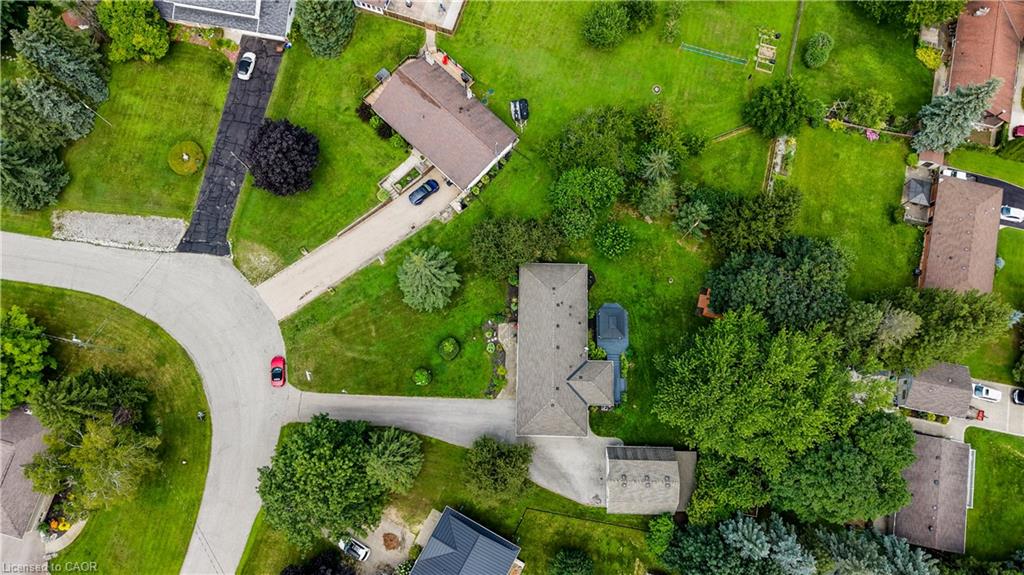 44 Oakwood Drive Property Photo 5